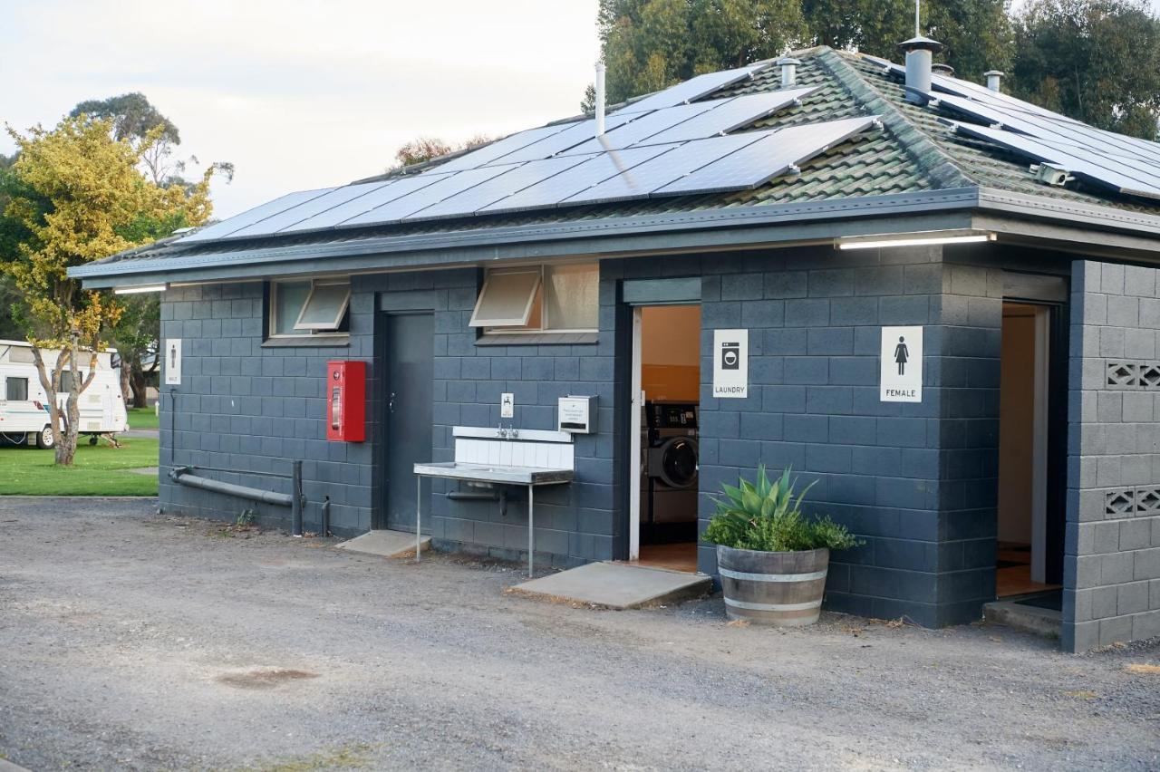Pine Country Caravan Park Mount Gambier Exteriör bild